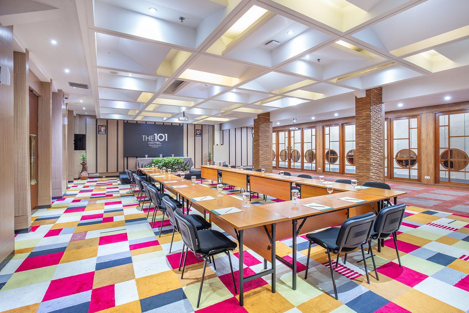 The 1O1 Bandung Dago Hotel Ngoại thất bức ảnh