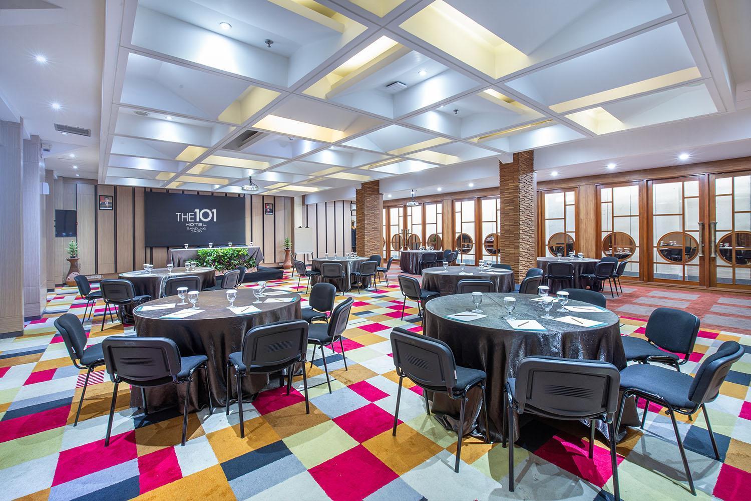 The 1O1 Bandung Dago Hotel Ngoại thất bức ảnh